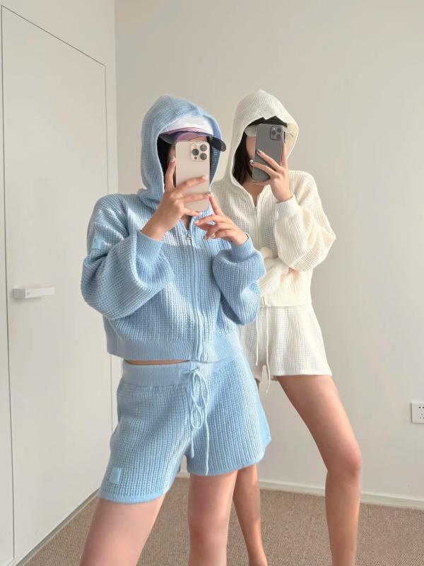 レディース セットアップ ニット トップス スカート コットン 木綿 綿素材 幾何学柄 ポケット 長袖 甘辛 スタイル 私服 セレブ 春夏 百搭 コーデ 軽量 柔らかい 肌触り 無シワ加工 日常使い｜MIRAIYUKI