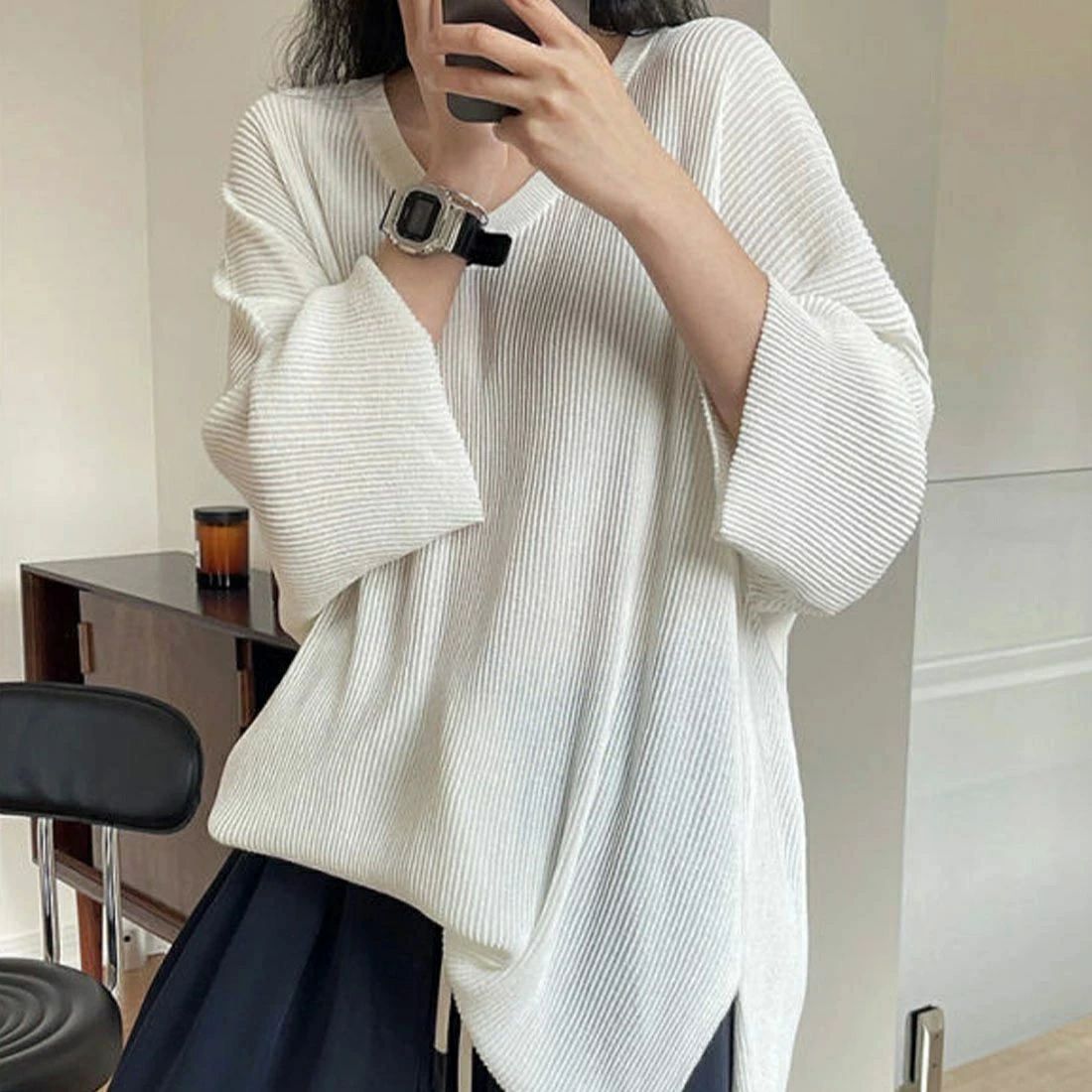 女子らしい 全能 ストレスフリーキレイめ 伸び伸びする 心地好い 抜け感 美デコルテ Vのど首 雅びやか 朱夏編み物