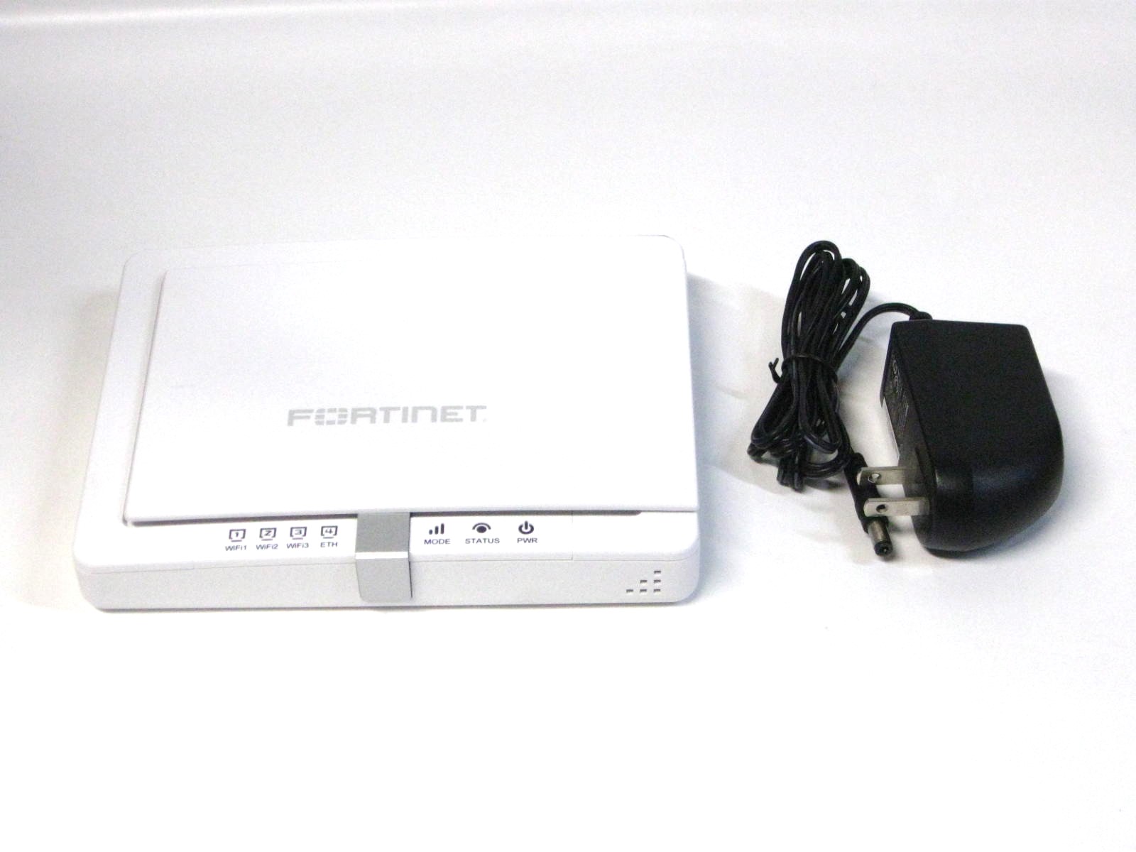 新品・未使用品 FORTINET FAP-221C-J 無線アクセスポイント 新品・未使用品 FORTINET FAP-221C-J 無線アクセスポイント 中古