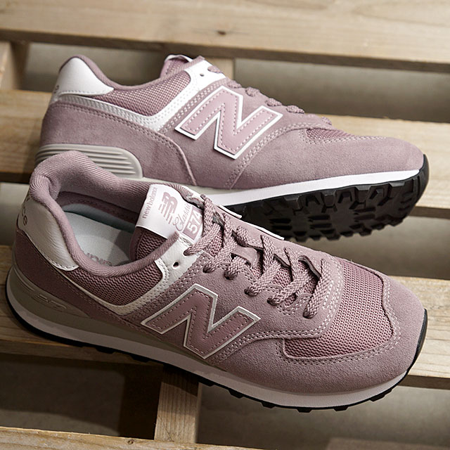 new balance sneaker pink