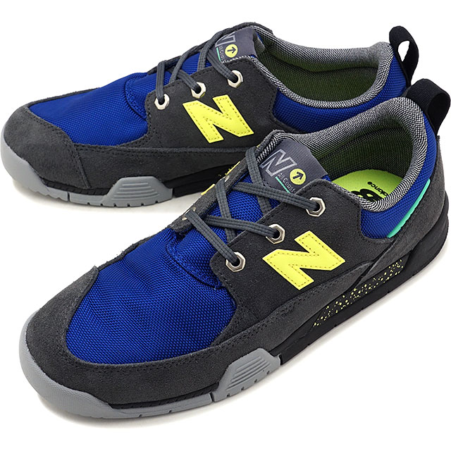 new balance am562