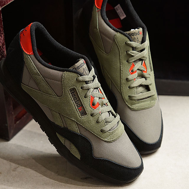 hunter green reebok classics