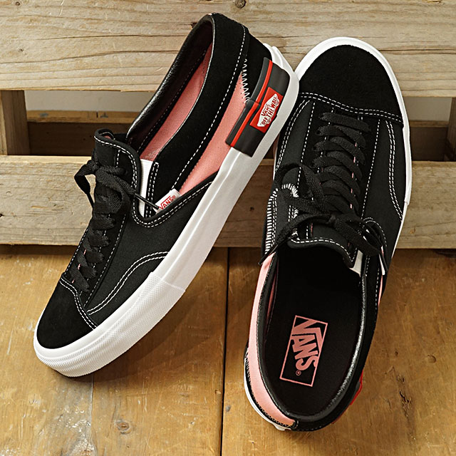 vans slip on cap black pink