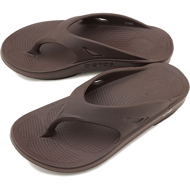 oofos original flip flops