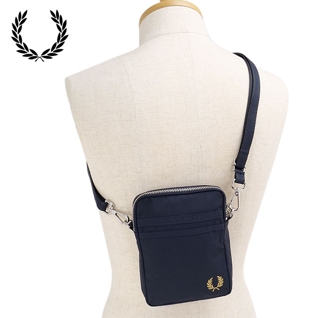 FRED PERRY☆Nylon クロスボディバッグ ◇FRED PERRY◇ ナイロン クロスボディバッグ Black 送料関税込
