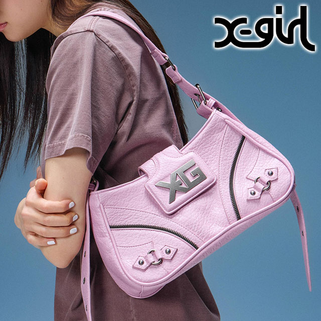 エックスガール X-girl レディース XGエンブレムバックルパネルド ショルダーバッグ [105262053004 SU26] XG EMBLEM BUCKLE PANELED SHOULDER BAG 鞄 斜めかけ ワンショルダー ピンク PINK 正規取扱店