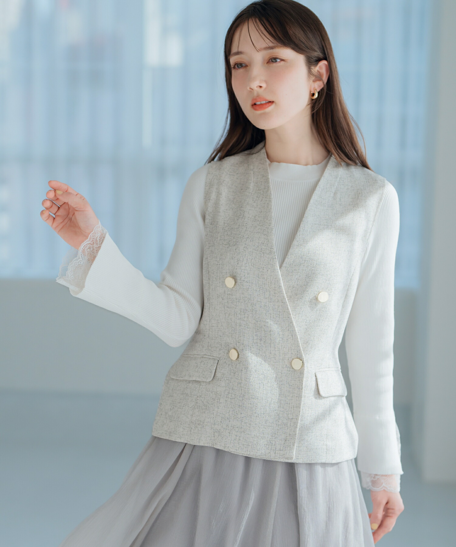 【MORE10%OFF】【30%OFF】【定価9,900円→6,930円】【SALEアウトレット】金釦アソートジレ/MM518505 MISCH MASCH ミッシュマッシュ 公式