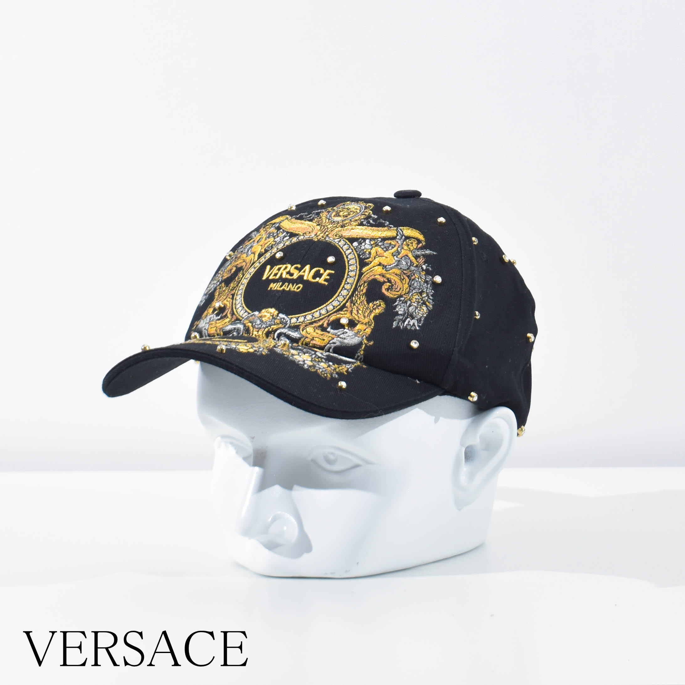 楽天市場】ヴェルサーチ キャップ ロゴ 刺繍 ブラック ライトブルー メンズ ブランド 帽子 VERSACE ベルサーチ 黒 青 春 夏 秋冬  アメカジ かっこいい コットン ICAP004S IA07230 : MISH 楽天市場店