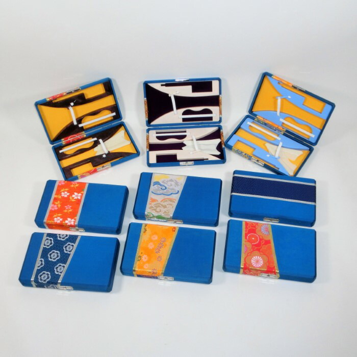 楽天市場】津軽三味線用【 1丁撥入れ〈 小物入れ付 〉合皮 (中地:黒