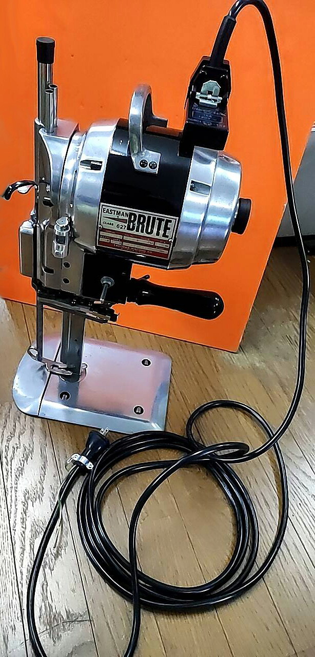 【中古】EASTMAN イーストマン BRUTE CLASS 627 竪刃裁断機 7インチ 2スピード 100V仕様 電源コード5m|ミシン屋さん3号店