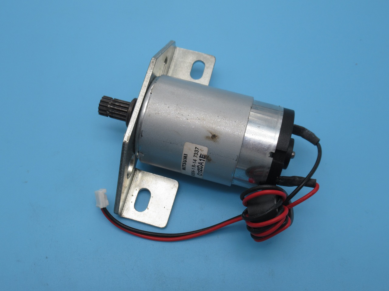 11-84 　BROTHER ブラザーミシン MOTOR M-００９　【通電OK　コントローラーで針は上下しました】  : IWOWHERO Brother Sewing Machine Motor Replacement for