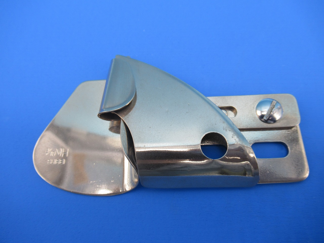 日本製スイセイ　A34仕上がり幅4.8mm　生地厚(中厚地)２、３本針2重環縫いミシン用(147,253型)｜ミシン屋さん3号店