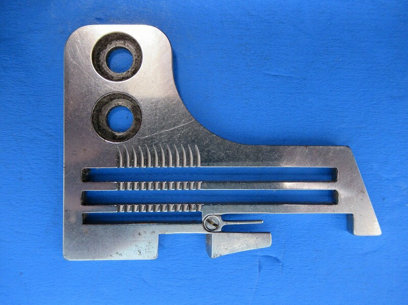 ペガサス Pegasus L５２ L１５２型2本針4本糸オーバーロックミシン 針板２ｘ４ ミシン屋さん3号店 生活家電用アクセサリー 部品 その他 この商品は郵便の保証なしクリックポスト198円で発送可能です 日時指定は出来ません お急ぎの場合は発送方法の選択で保証有りの