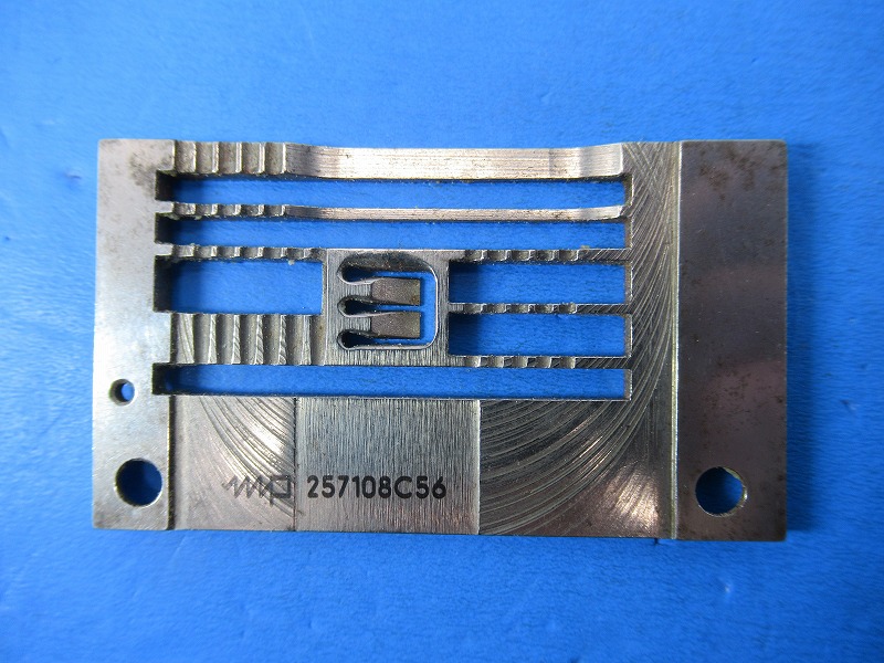 【中古】pegasus ペガサス 針板(356)部品NO-257108C56|ミシン屋さん3号店