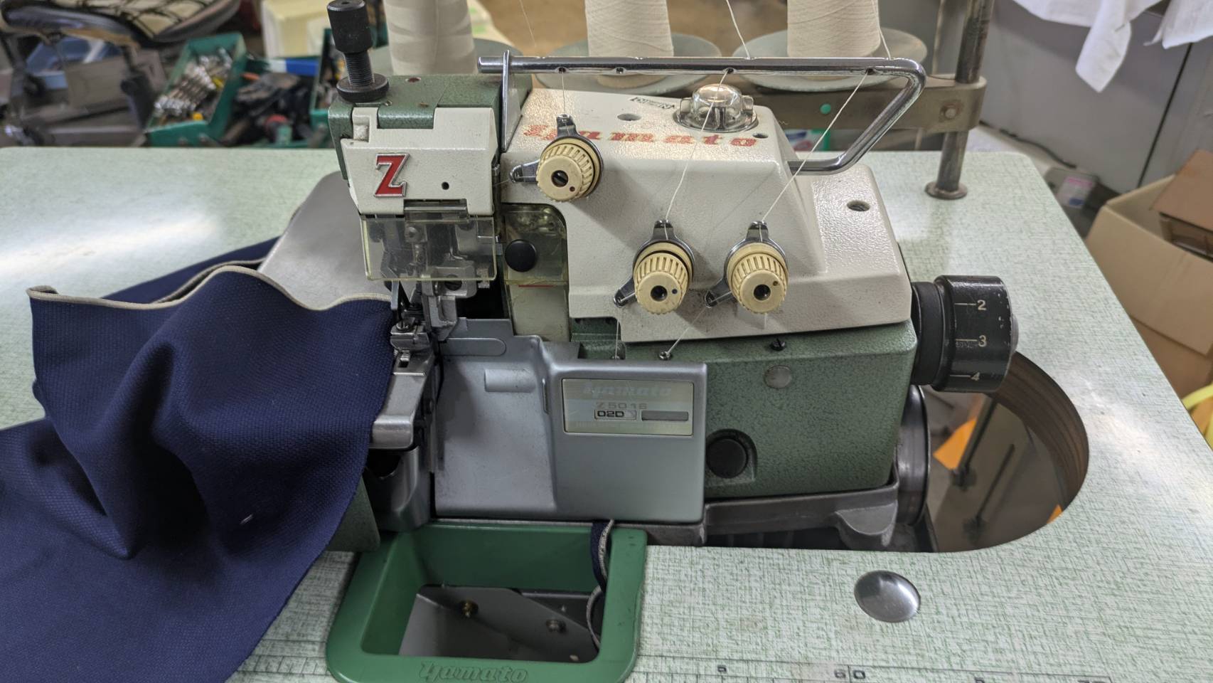 【中古】 日本製　ヤマト　Z5016 02D メロー仕様 テーブル860x525mm YAMATO