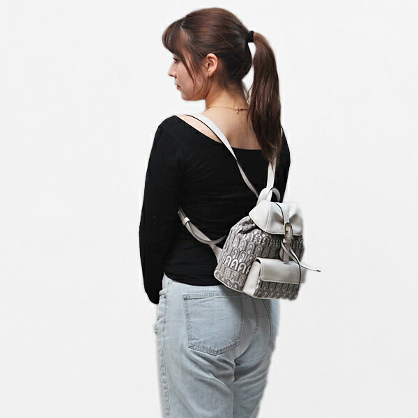 【美品】FURLA フルラ リュック　レザー×キャンバス ブラック×ベージュ フルラ FURLA バッグ （ベージュ） -ファッション通販 FASHION