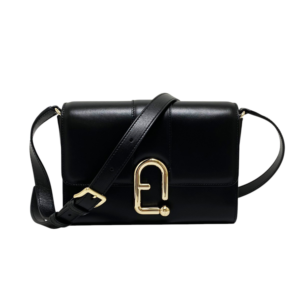 【FURLA】ショルダーバッグ PUZZLE 2WAY BAGフルラ ブラック FURLA】ショルダーバッグ PUZZLE 2WAY BAGフルラ ブラック