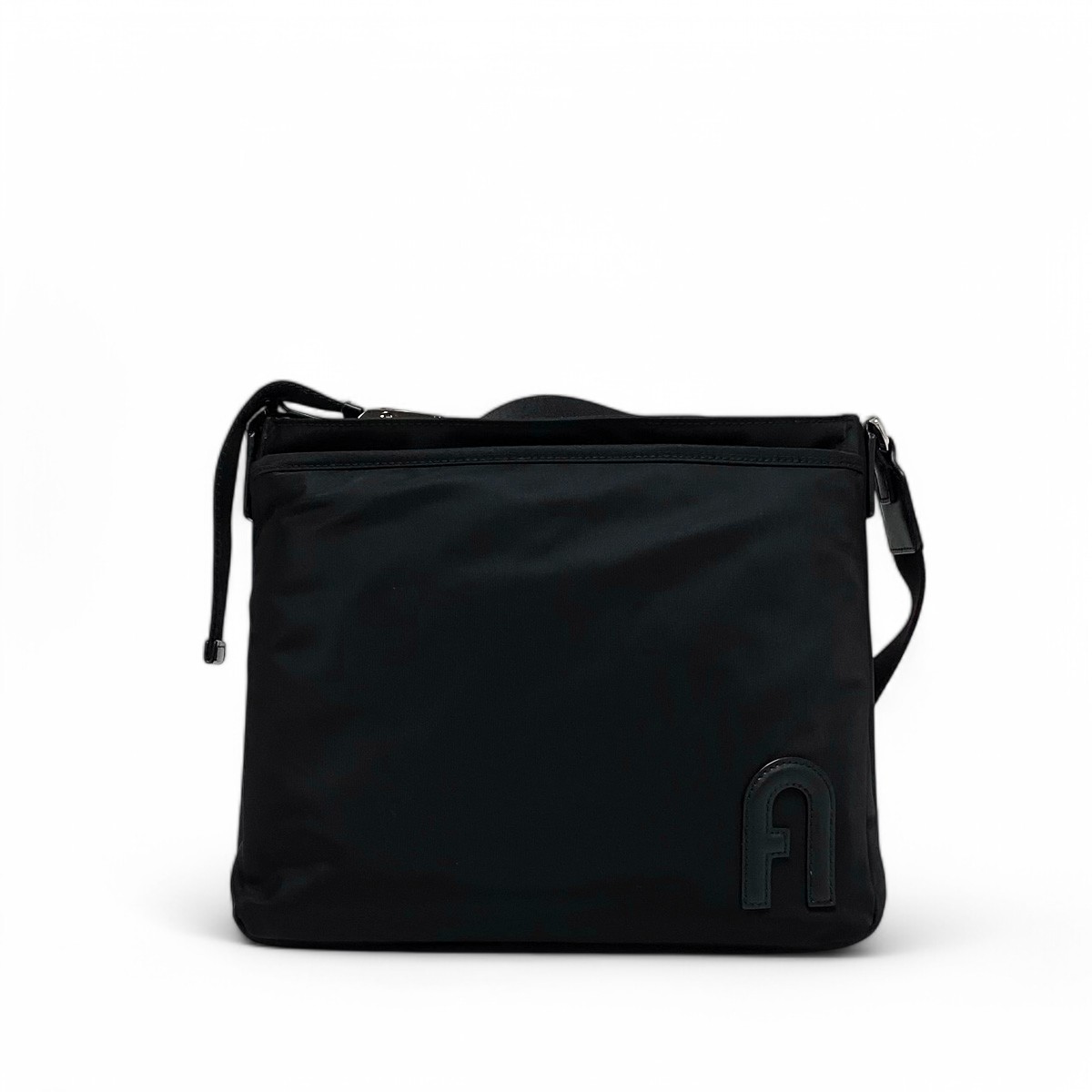 【極美品】フルラ メッセンジャーバッグ レザー×ナイロン A4可 エンボス 黒 楽天市場】FURLA フルラ レザー ショルダーバッグ