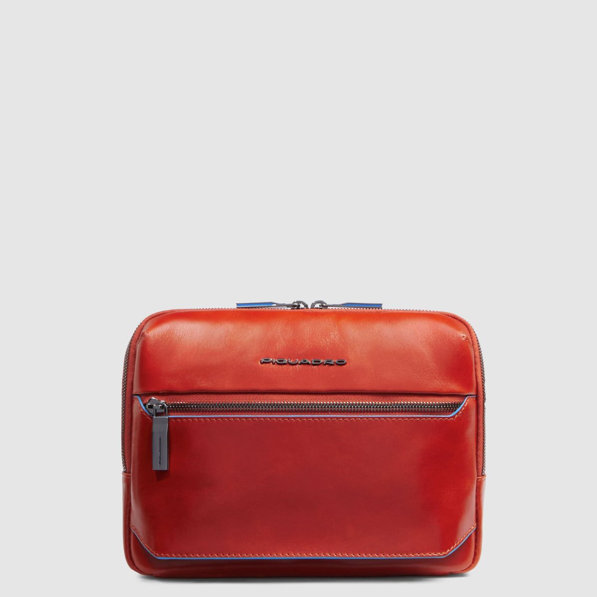 【ラスト1点！】ピクアドロ PIQUADRO レザー CROSSBODY BAG for iPad mini クロスボディバッグ ショルダーバッグ タブレット収納 オレンジ [メンズ] CA6588 B2 CU4｜ブランドジュエリー京都店