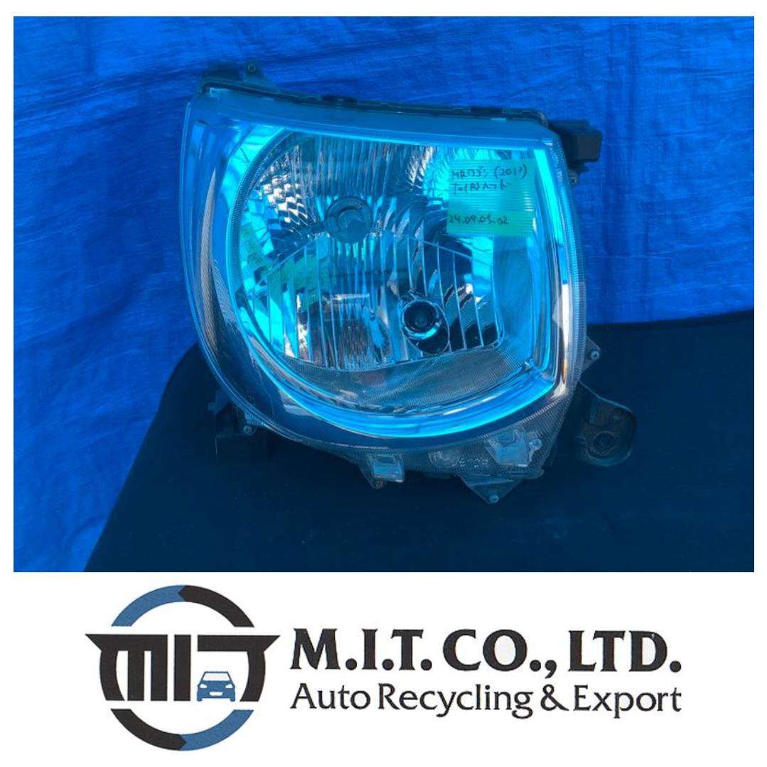 【中古】 DBA MF33S ＭＲワゴン (2013) 右（R) ヘッドライト MIT 24090502