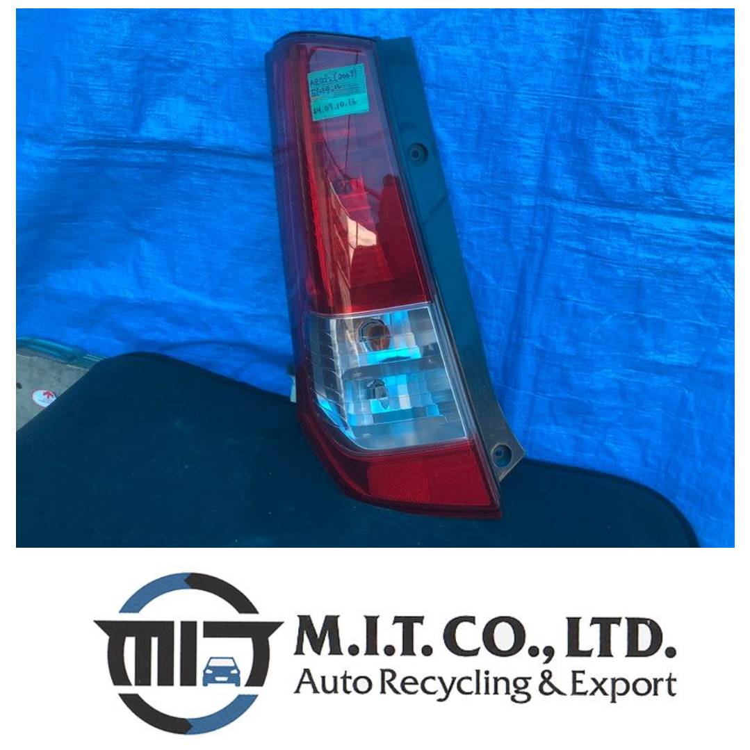 【中古】DBA MJ23S AZワゴン（2009) 左（L) テールランプ ZJ3 MIT 24091016