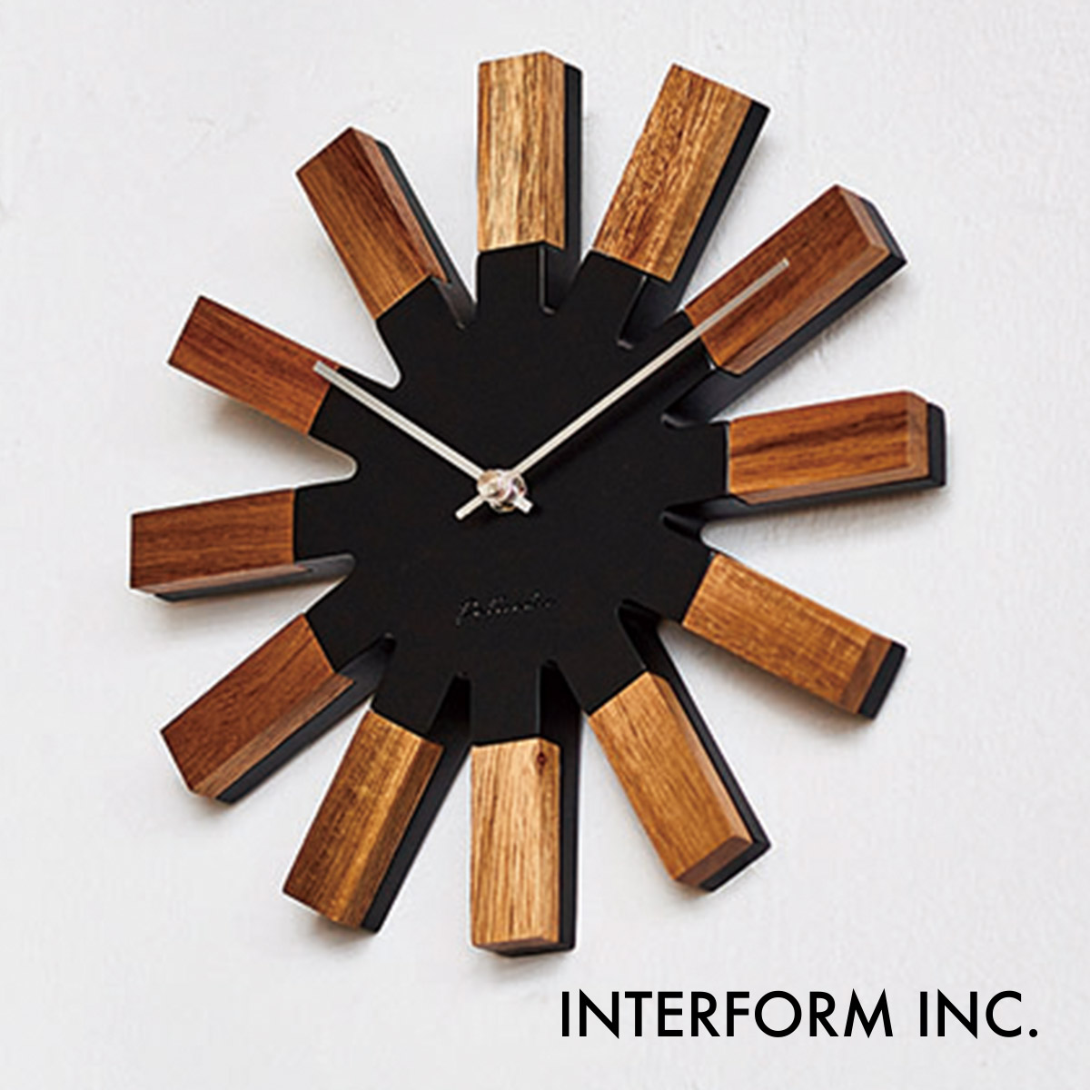 Wielko ヴィエルコ ウォール時辰儀【黒いこと】CL-2949 BK INTERFORM インター形体 飾り付け時辰儀 スイープムーブメント 年代順の連続秒針 静音 窈窕たる 今めかしい かっこ良い 幾何学的 幾何学学【沖縄・離島 お届け不可】 掛け時計-置き時計・掛け時計