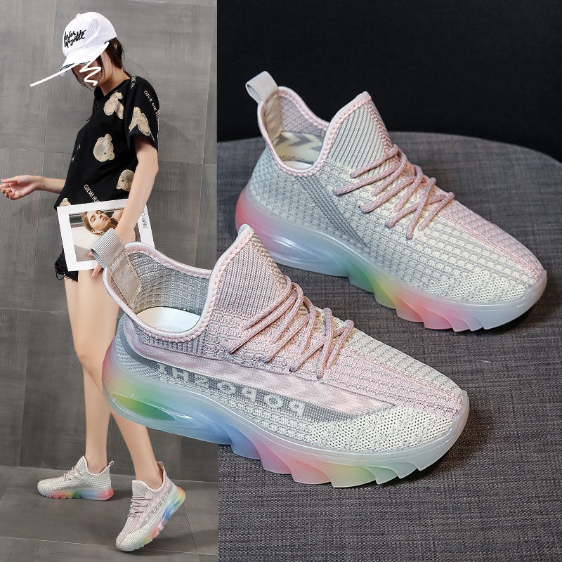 レインボーゼリーソフトボトムフライングウーブンレディースシューズ通気性のあるスポーツとレジャーランニングシューズ