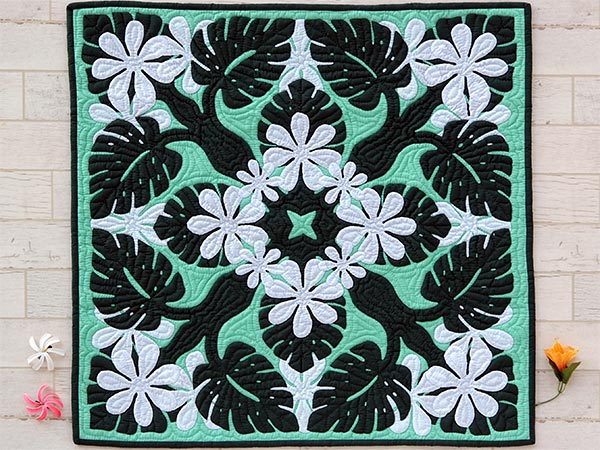 美品　ハワイアンキルト　タペストリー Hawaiian quilt ハワイアンキルトタペストリー ホヌフラワー 152