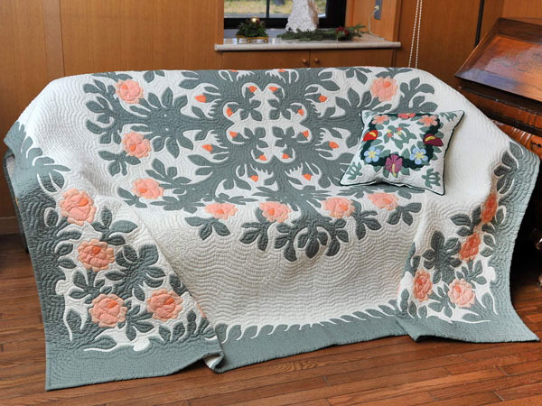 ▶【新品 未使用】ハワイアンキルト　ベッドカバー　スプレッド　カーペット ▷【新品 未使用】ハワイアンキルト ベッドカバー スプレッド