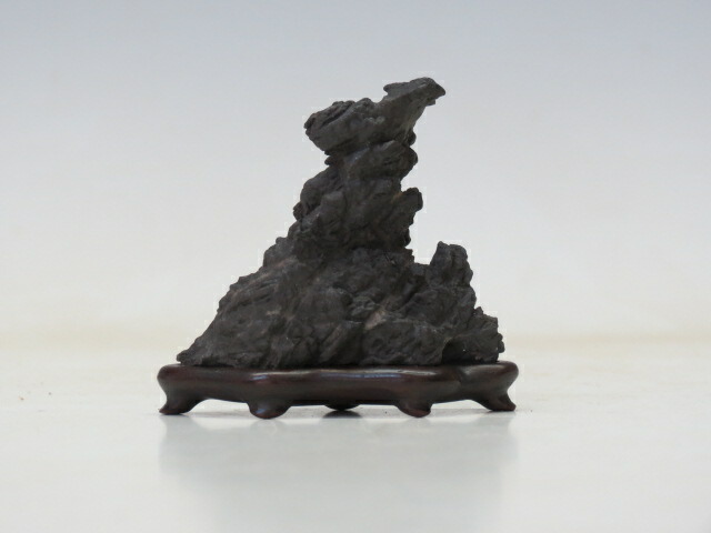 水石 盆栽　神居古潭 楽天市場】水石 神居古潭石 【水石 盆石 自然石 人気商品 送料・代引