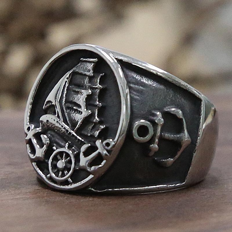 海賊船ステンレスリング Lrc075 サイズ 31号 印台型 船 ヨット アンカー イカリ 碇 錨 マリーン 舵 ボート 楕円形 指輪 サージカルステンレス316l メンズ レディース ペアリング プレゼント ギフト 結婚 婚約 記念日 誕生日 ピンキーリング 人気 おしゃれ かっこいい