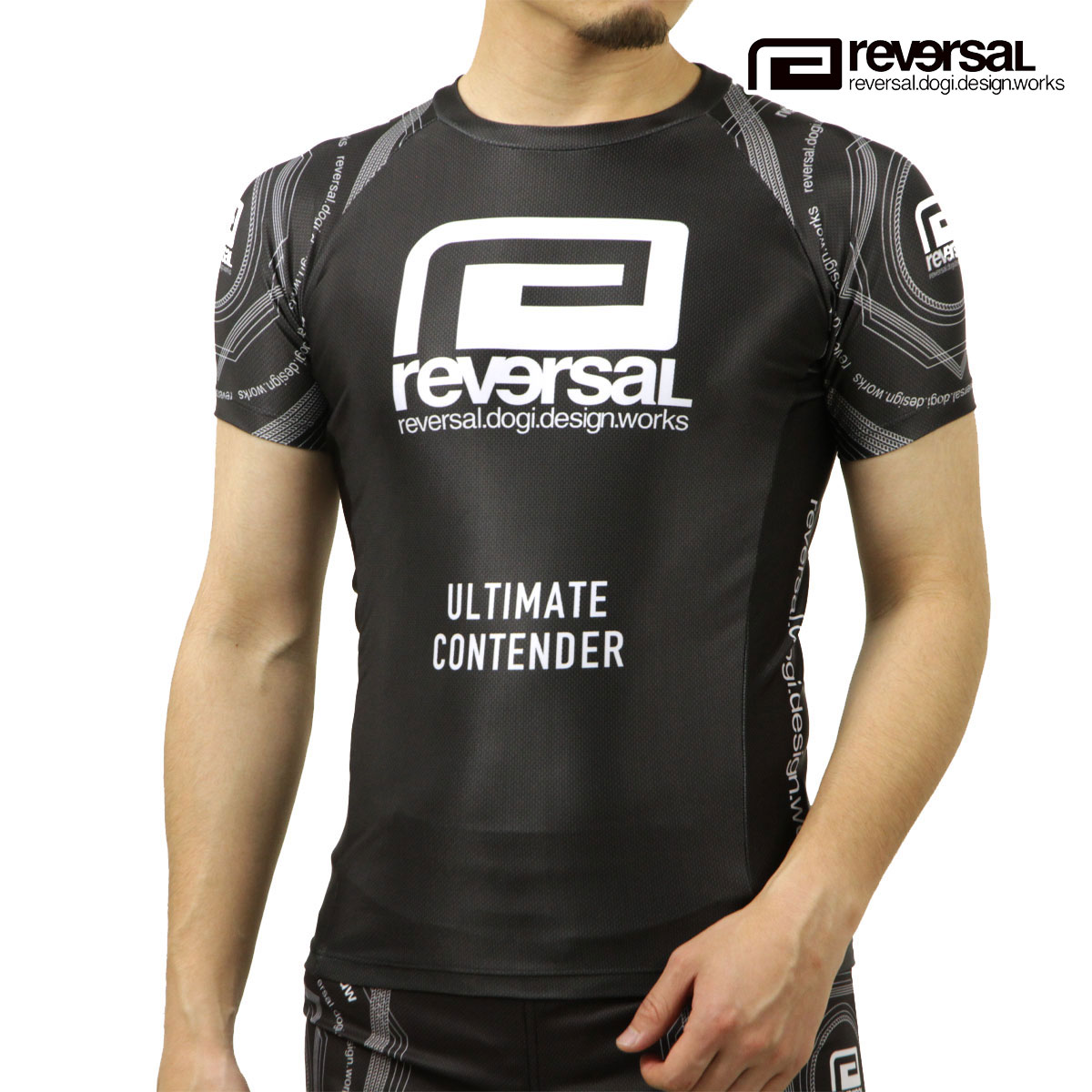 予約商品 4月頃入荷予定 リバーサル メンズ ラッシュガード 正規販売店 REVERSAL 半袖 クルーネック Tシャツ MANDALAS SHORT RASH GUARD 黒 rv26ss605 BK BLACK