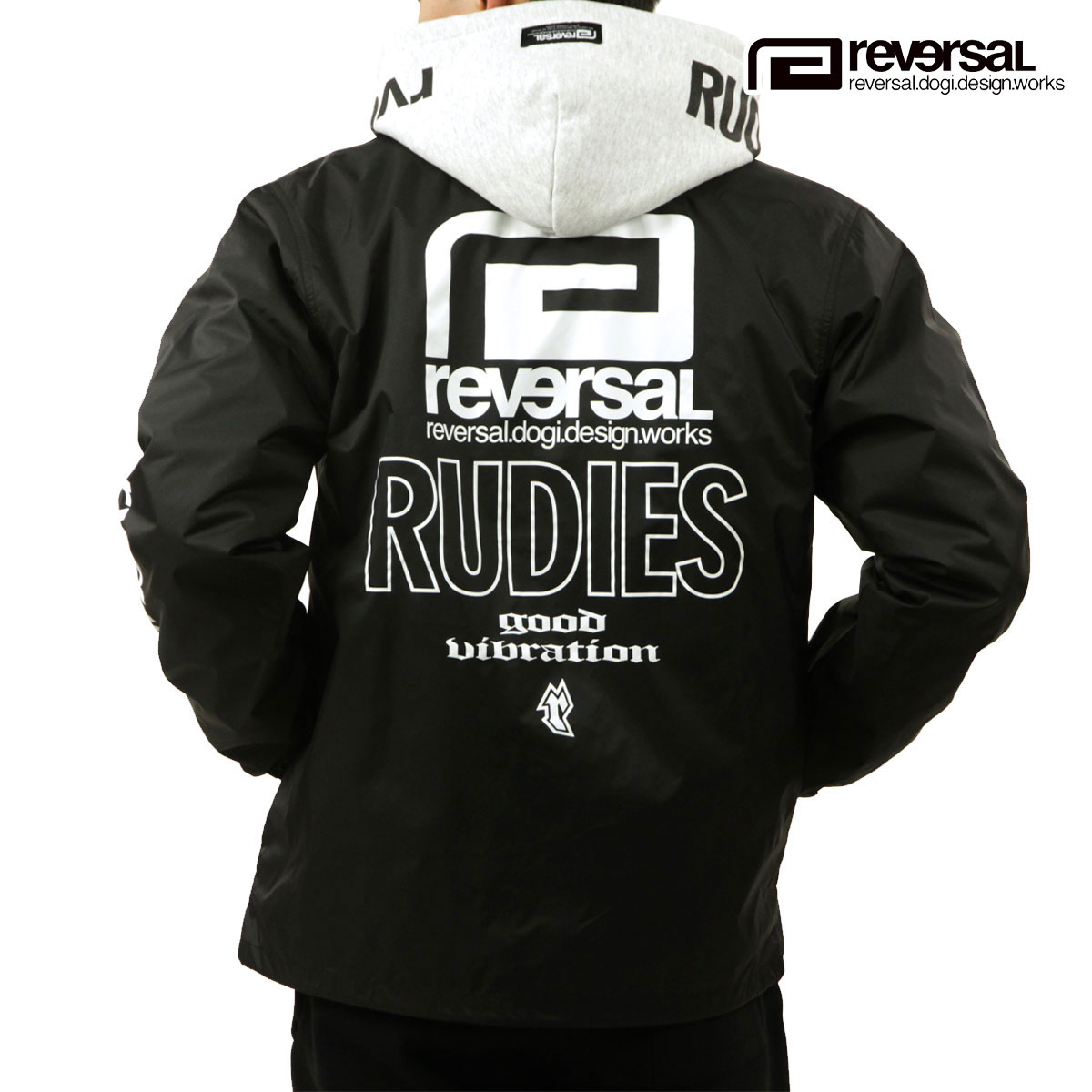 リバーサル メンズ コーチジャケット 正規販売店 REVERSAL ルーディーズ バックプリント アウター RUDIE'S x reversal COACH JACKET ﾌﾞﾗｯｸ rvrud302 BK BLACK