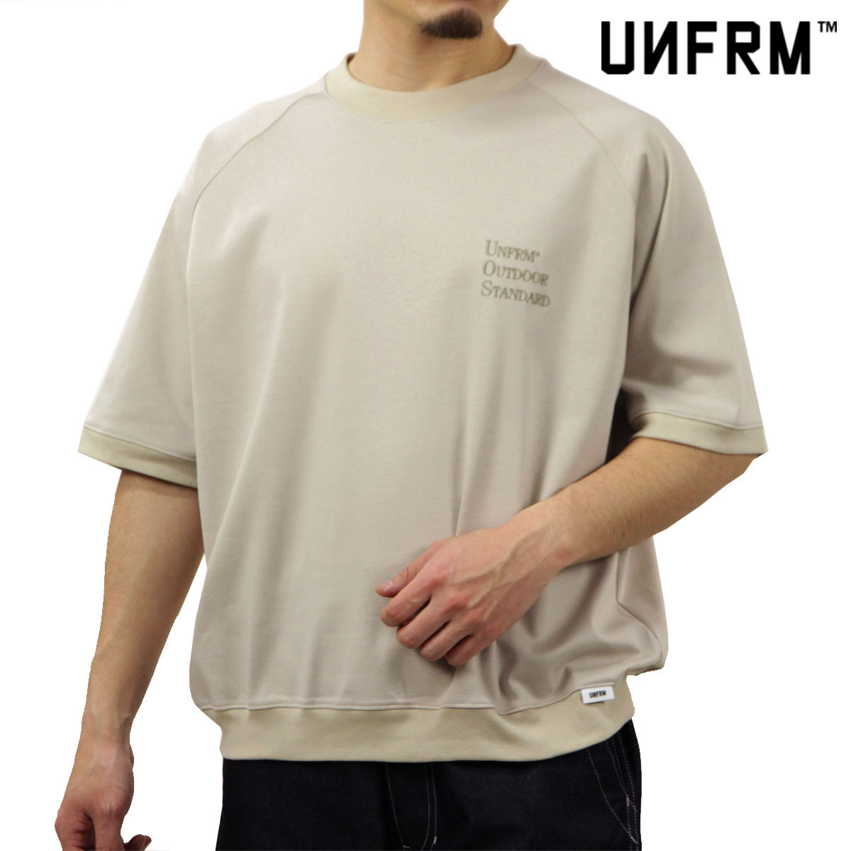 制服 アウトドア 標準尺度 メンズ 半袖ティーシャツ 定め事売りわたす店 UNFRM OUTDOOR STANDARD 労働者の一団のど首 ロゴタイプ UOS EMBROIDERY PONTE RIB 1/2 PULLOVER SHIRT MADE IN JAPAN SS-8410-LG3 LIGHT BEIGE 父の日 差し上げ物 ラッピング