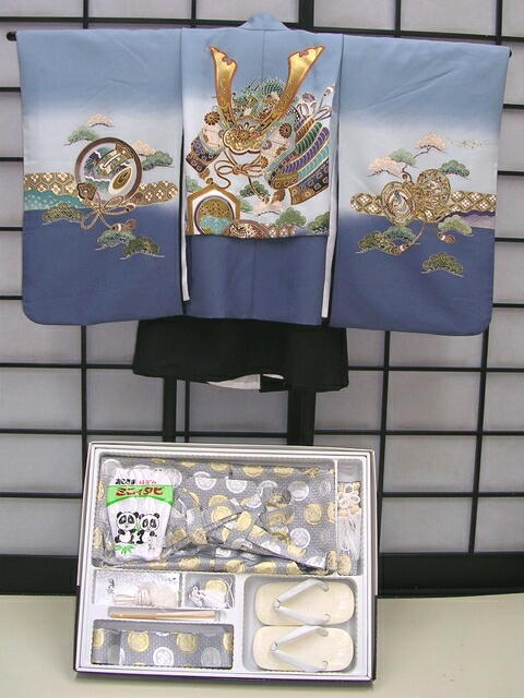 【レンタル】 七五三レンタル★七歳男の子袴セット★ブルーグレー地に兜柄noS|京の呉服屋・雅サロン