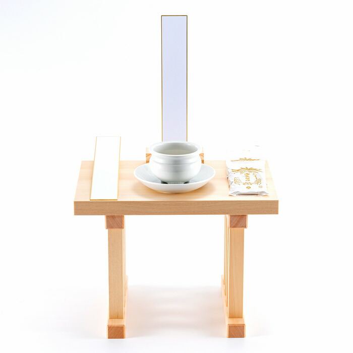 【 伊勢 宮忠 】【 先つ祖供養書き割り No.1 】八足 木曽桧 （ 幅45cm×奥ふかさ30cm×高さ33珊 ） 香炉12珊 平皿18珊 香炉灰 陶物 神具 依代 依り代 霊璽 位牌