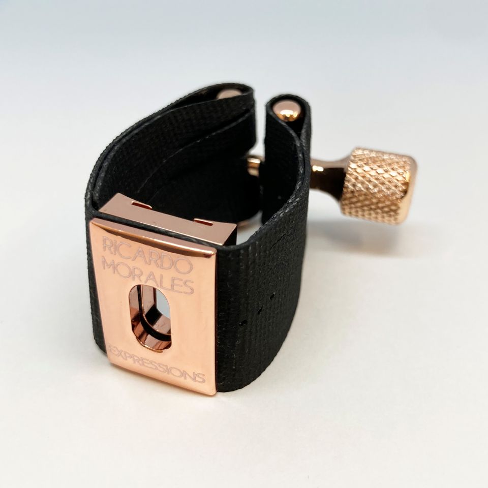 アルトサックスリガチャー/ISA Expressions rm-bass1.jpg