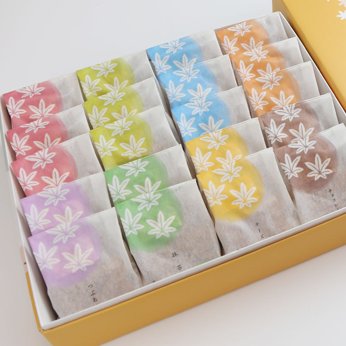 楽天市場】揚げもみじの紅葉堂 もみじ饅頭 8種詰合せ25個入り