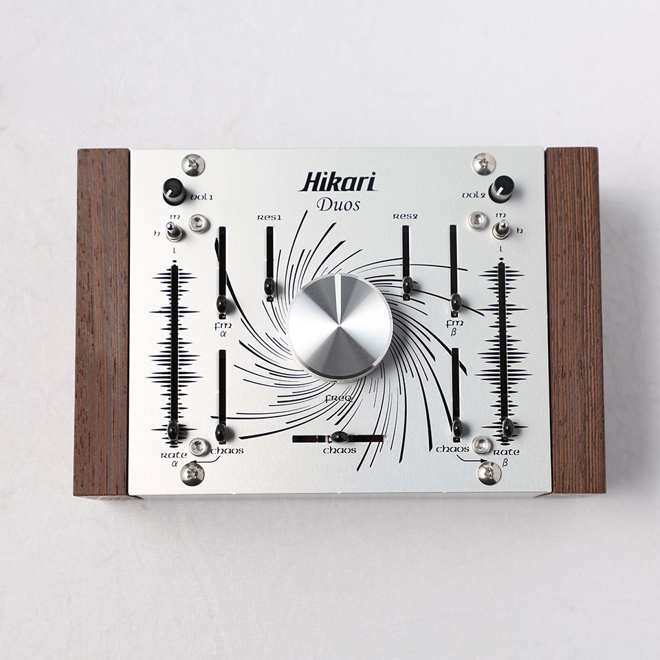 Hikari Instruments Monos CV モジュラーシ ンセ Hikari Instruments Monos CV—Clockface Modular