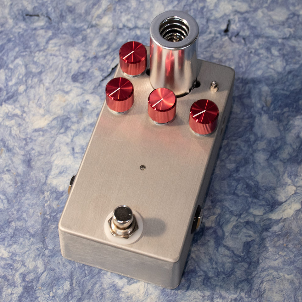 楽天市場】TECH 21 YYZ Geddy Lee Signature SansAmp 【価格改定前・旧