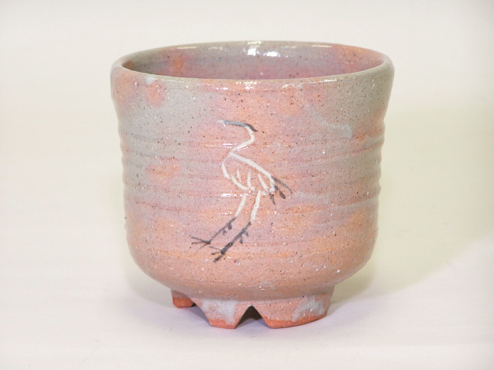 唐津焼　西岡小十　氏作　彫唐津茶碗　唐津焼　合わせ箱付き 西岡小十作唐津井戸茶碗、漆箱書（西岡小十作 唐津焼 絵唐津