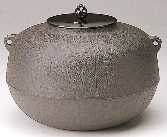 割引❣️【未使用 美品】「母」 古天明筋釜 畠春斎 模東京国立博物館蔵 替蓋 F天 楽天市場】（年末在庫◇特売品）富山県釜師 畠春斎作 古天明釜写 国立