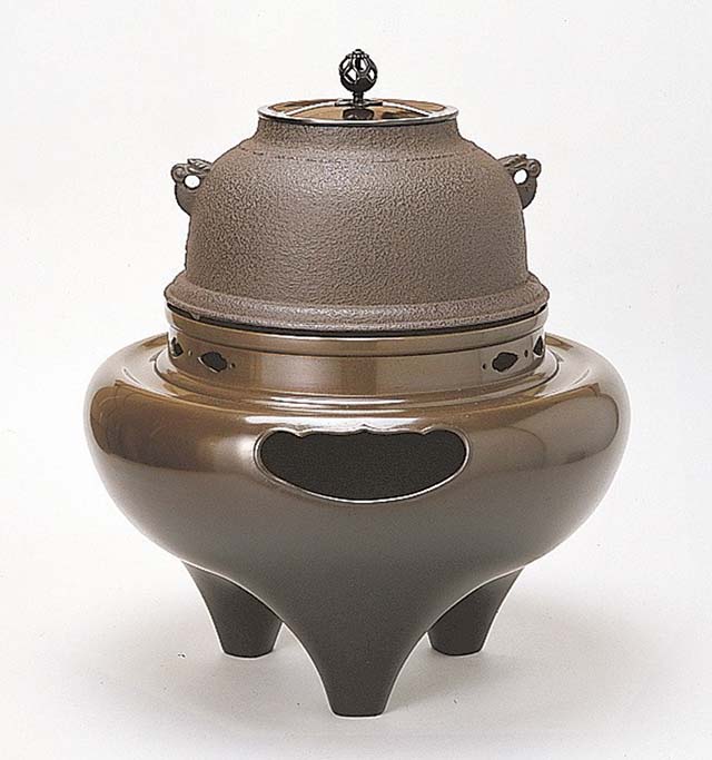 未使用 茶道具 風炉師麻生雄芳 釜師菊地政光合作 唐銅朝鮮風炉 野々田電熱器共箱 imgrc0087497668.jpg