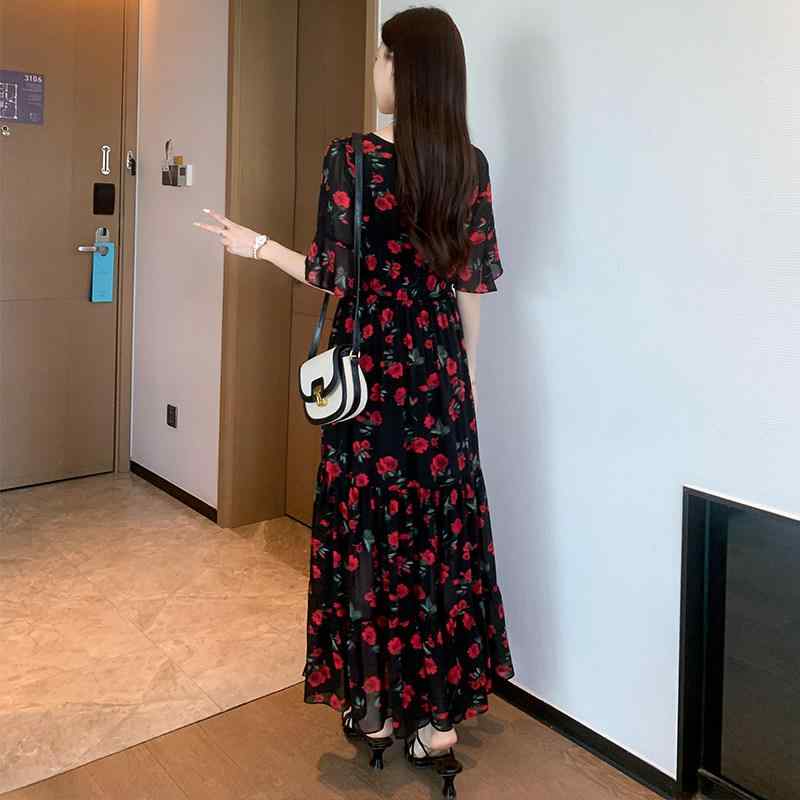 ワンピース レディース 大きいサイズ ゆったり 体型カバー 着痩せ お腹周りカバー ロング丈 マキシ丈 シフォン 小花柄 半袖 Vネック ウエストゴム 爽やか 涼しい 軽やか フェミニン きれいめ 上品 清楚 ナチュラル リラックス デイリー カジュアル|みやショップ店