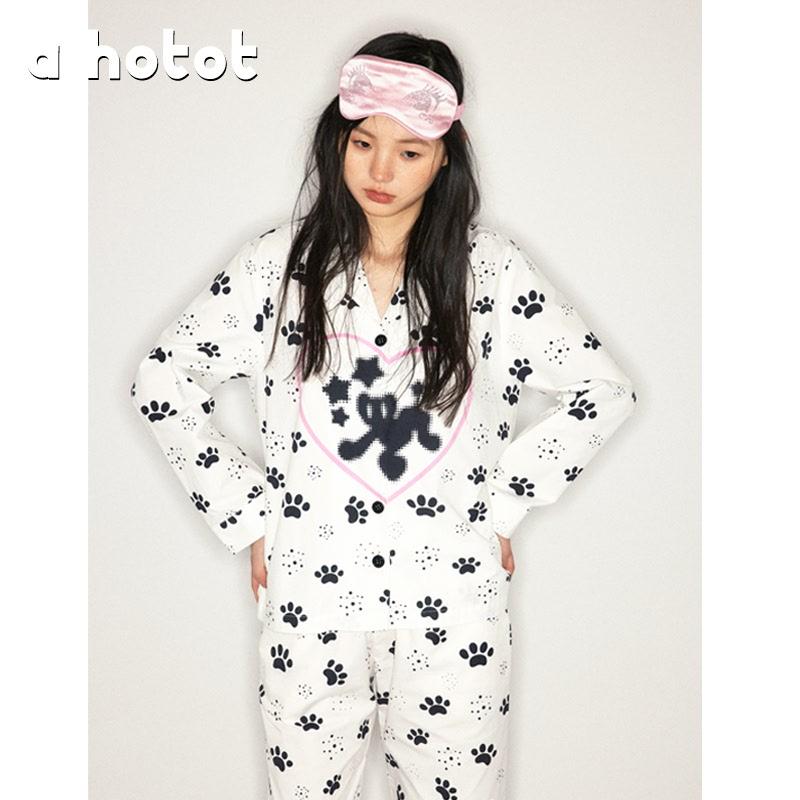 パジャマ　レディース　かわいい ホット トの全 綿の かわいい 猫の 爪の パジャマは 肌に 優しく 通気性の ある 快適 ホームウェア セットで オール シーズンを 通じて 外で 着用 できます。｜みやショップ店