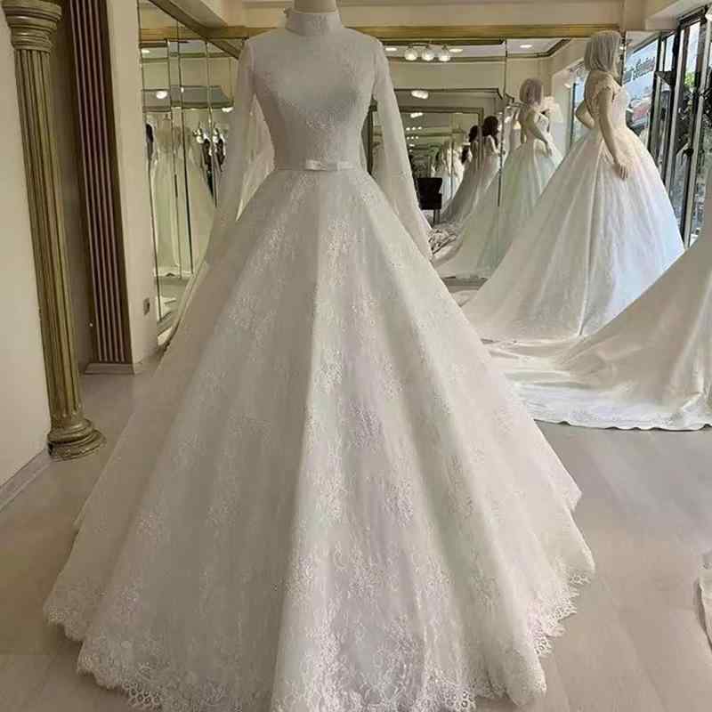 御芽出度お召しもの お上さん用 長袖 白 ロング丈 ふんわりスコート チュール原料品 公方 スピード競技刺しゅう ムスリムスタイル 雅びやか 御芽出度 フォーマル 御芽出度用