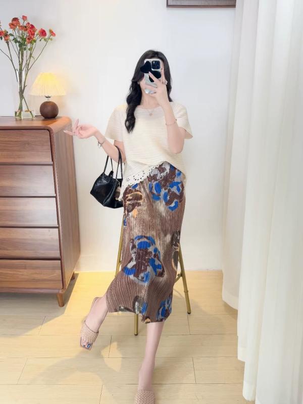 レディース 夏 Aライン プリーツスカート サイドスリット 大振り 花柄 ミドル丈 フレア 軽やか 日常使い 伸縮性 綿素材 ビッグシルエットx2 7,698円