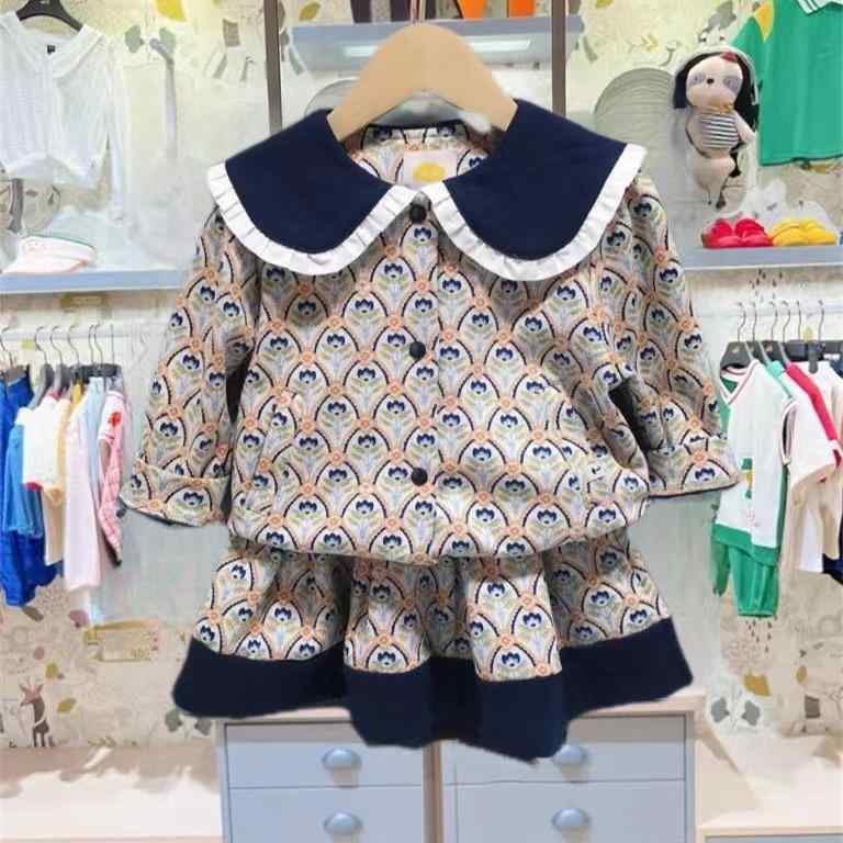 女の子 秋 キッズ服 襟付き カーディガン アウター ショートスカート 2点セット ベビー かわいい スタイリッシュ 普段使い
