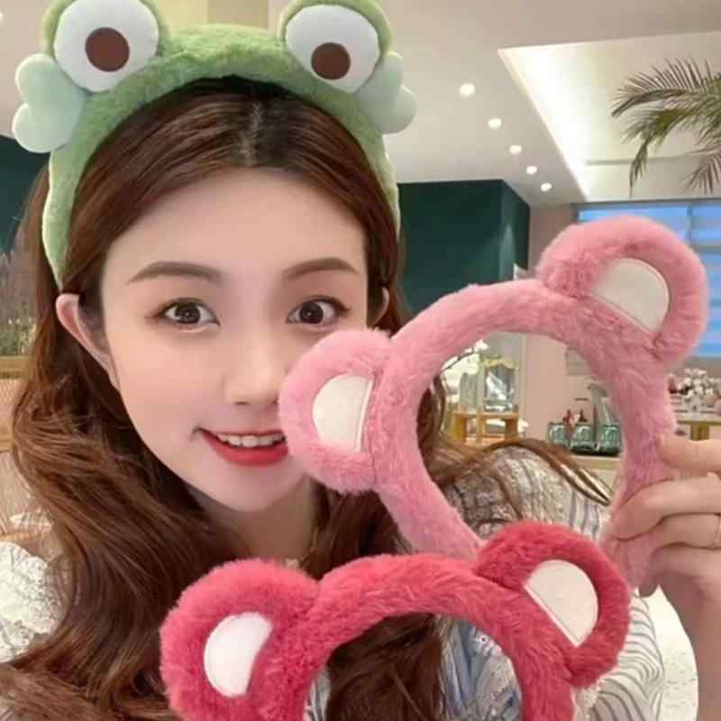 ヘアアクセサリー レディース かわいい クマ耳 ヘッドバンド ロリータ スタイル コスプレ 用 ふわふわ 獣耳 毛布素材 耳付き ヘアバンド かわいい 日常使い イベント 対応 柔らかい 素材 女性用 アクセx100