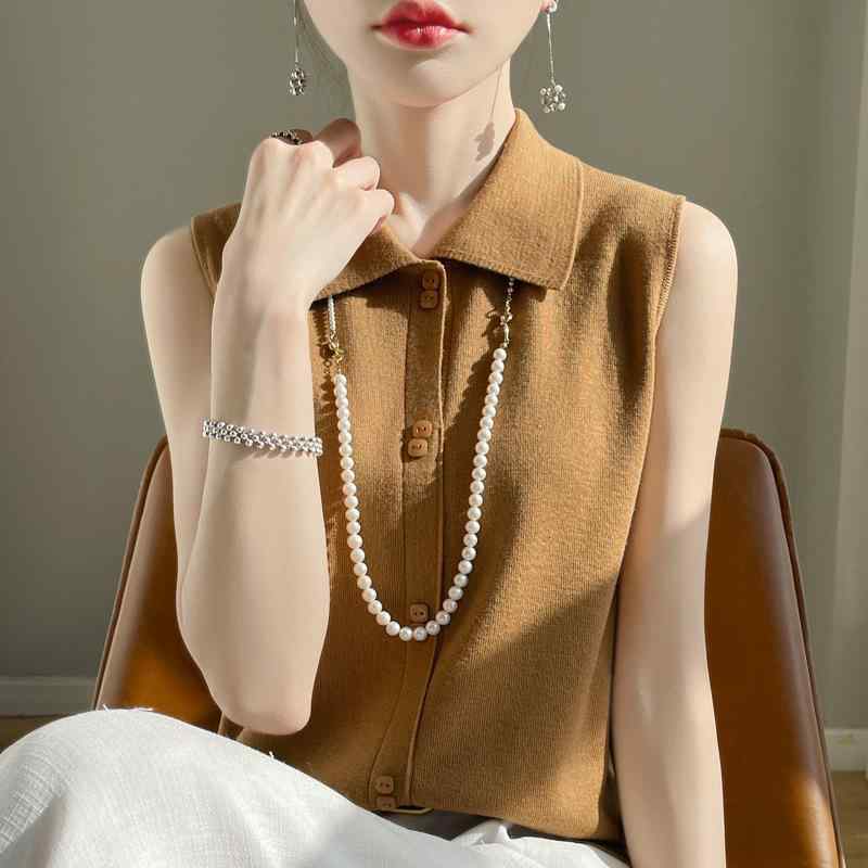 レディース ニット ベスト 袖なし ポロ襟 春秋 薄手 スリム インナー トップス 伸縮性 軽量 編み込み 普段使い